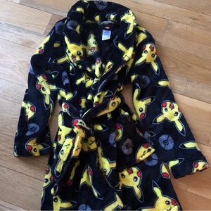 Kid’s 8 Pikachu Bathrobe